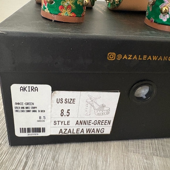 Floral Embellished Green Heels - Picture 10 of 11